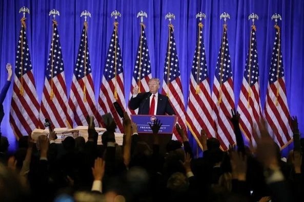 EEUU DE AMERICA TIENE  Y POR SEGUNDA VEZ EN LA CASA BLANCA A DONALD TRUMP; OTRA VEZ  VUELVE Y EL MUNDO TIEMBLA CON LA LLEGADA DE ESTE REPUBLICANO