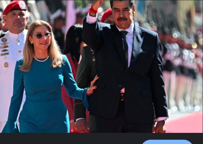 Nicolas maduro debe caer el mundo entero debe sacar a este narco criminal disfrazado de presidente de Venezuela