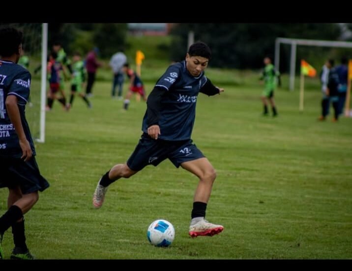 Joven Promesa del Futbol de Nuestro País, De Funza para el Mundo en el Futbol.