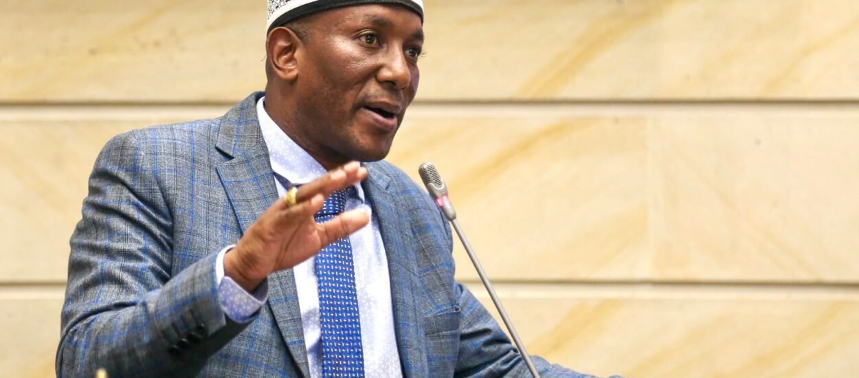 PAULINO RIASCOS RIASCOS UN EJEMPLO DE VIDA DE LA COSTA PACIFICA PARA EL MUNDO; DE LIDER SOCIAL A CONGRESISTA DE LA REPÚBLICA